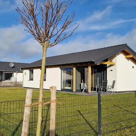 Holiday home G11 Eingezaeuntes Neubau-haus In Eckwarderhoerne